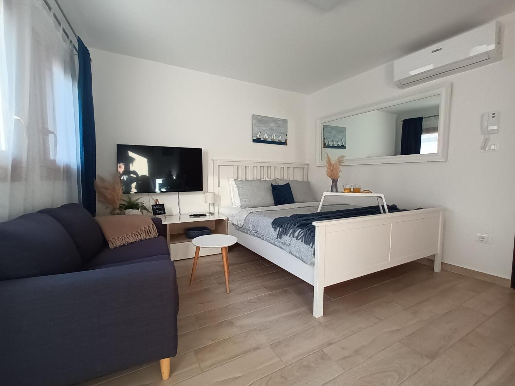 App Hedonist Novigrad (Istria) Exterior foto