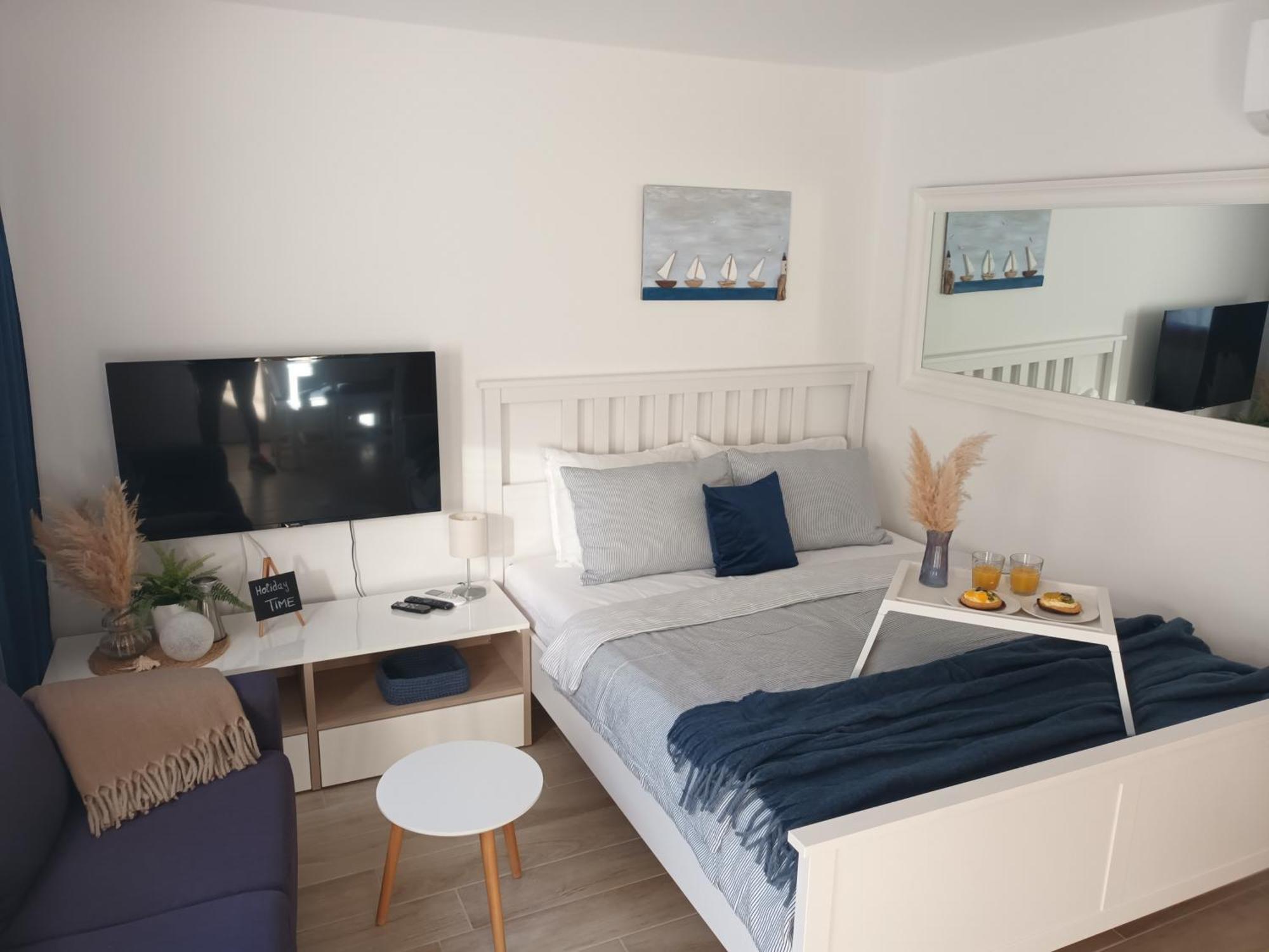 App Hedonist Novigrad (Istria) Exterior foto